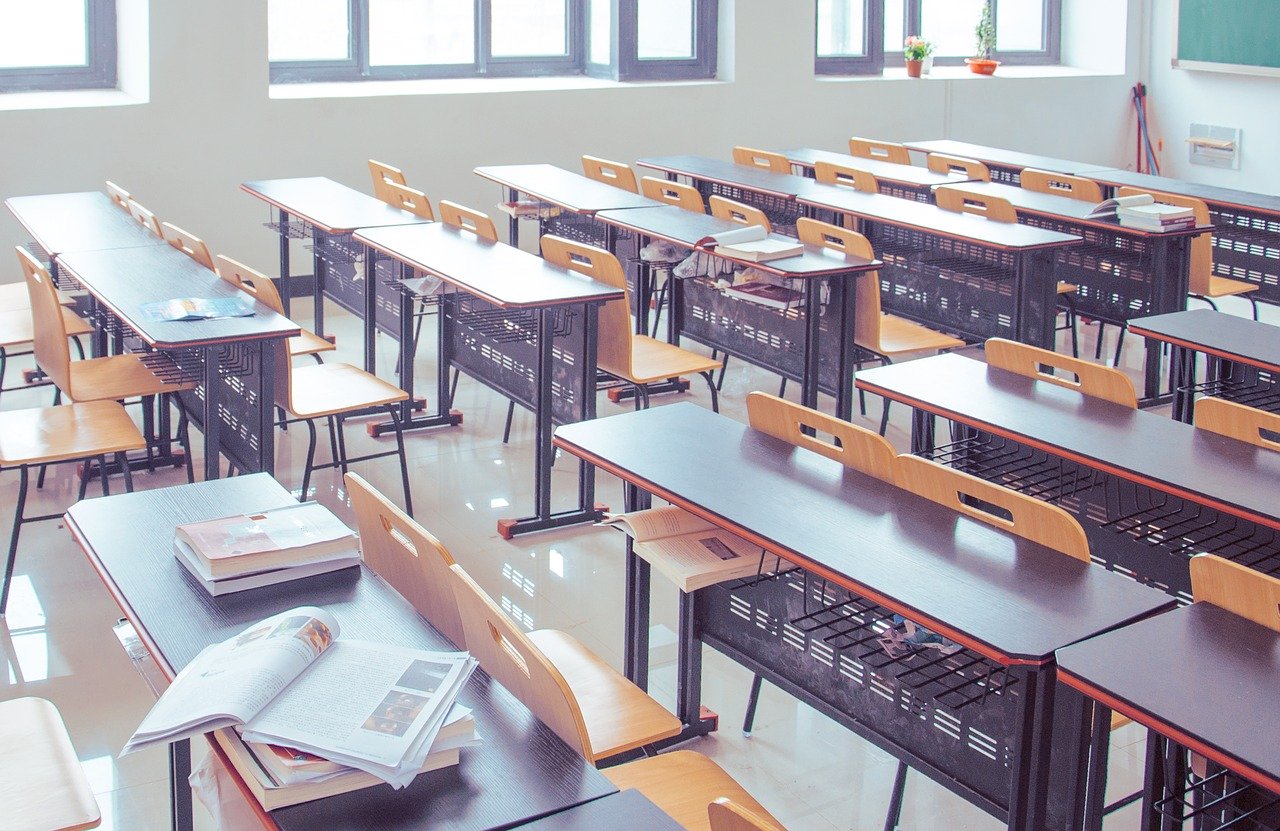 Abitur-Klausuren NRW abgesagt: Digitalisierung Schule scheitert beim Download der Prüfungsfragen