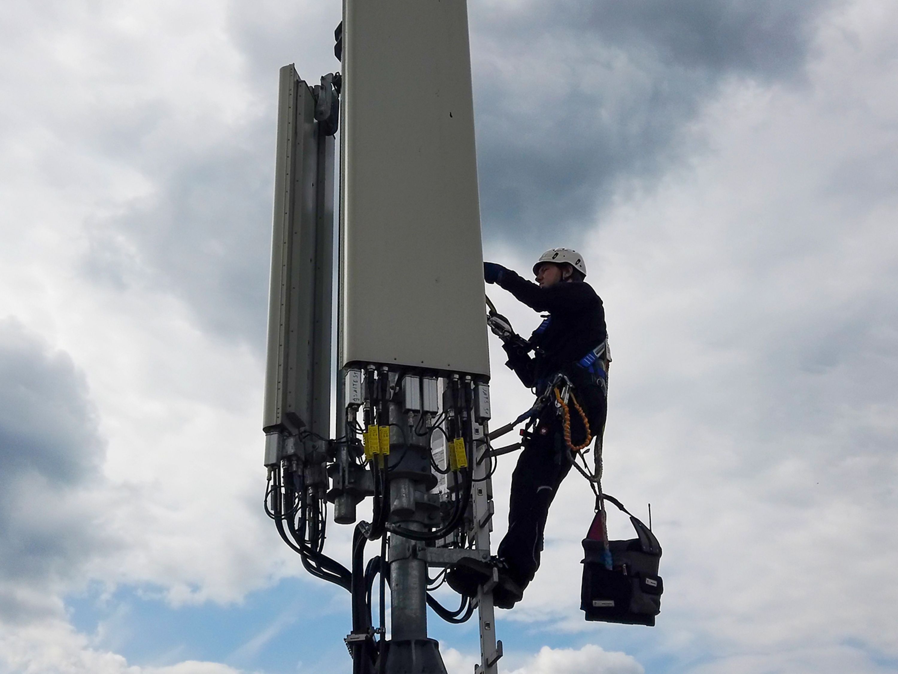 Telekom 5G Ausbau: 10.900 5G-Antennen funken auf 3,6 GHz
