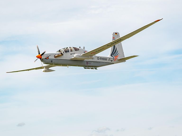 Telekom LTE Netzausbau: Telekom testet fliegende Mobilfunkbasisstationen