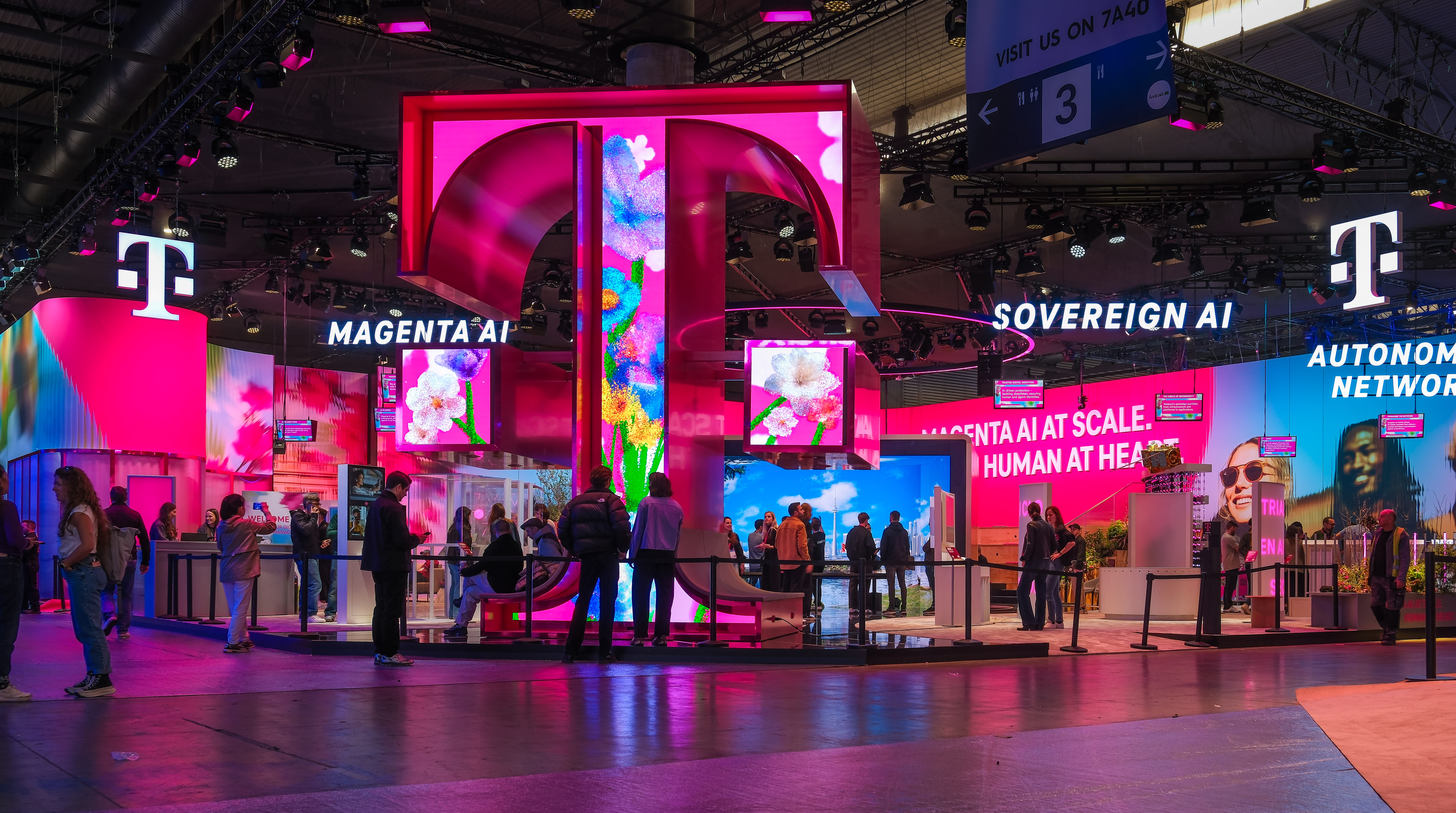 MWC 2026: Die Deutsche Telekom pr�sentiert mit dem Magenta AI Call Assistant eine Weltpremiere f�r KI-gest�tzte Telefonie ohne App. Dazu: 6G, Quanteninternet, AI Glasses und digitale Identit�ten. Alle Details, Funktionen und Auswirkungen im �berblick.