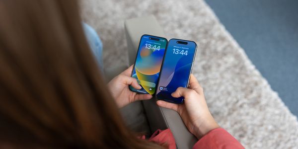 Vodafone startet gemeinsam mit Recommerce einen Partner-Shop fr refurbished Smartphones. Groe Auswahl, gnstige Preise und nachhaltige Alternativen zum Neukauf.